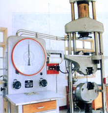 Universal material testing machine